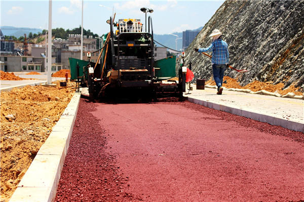 瀝青工程 、道路施工