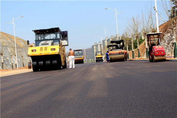 瀝青工程 、道路施工